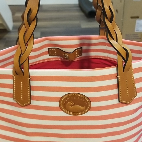 LAST ONE! Dooney & Bourke Sullivan Tote - Picture 8 of 9